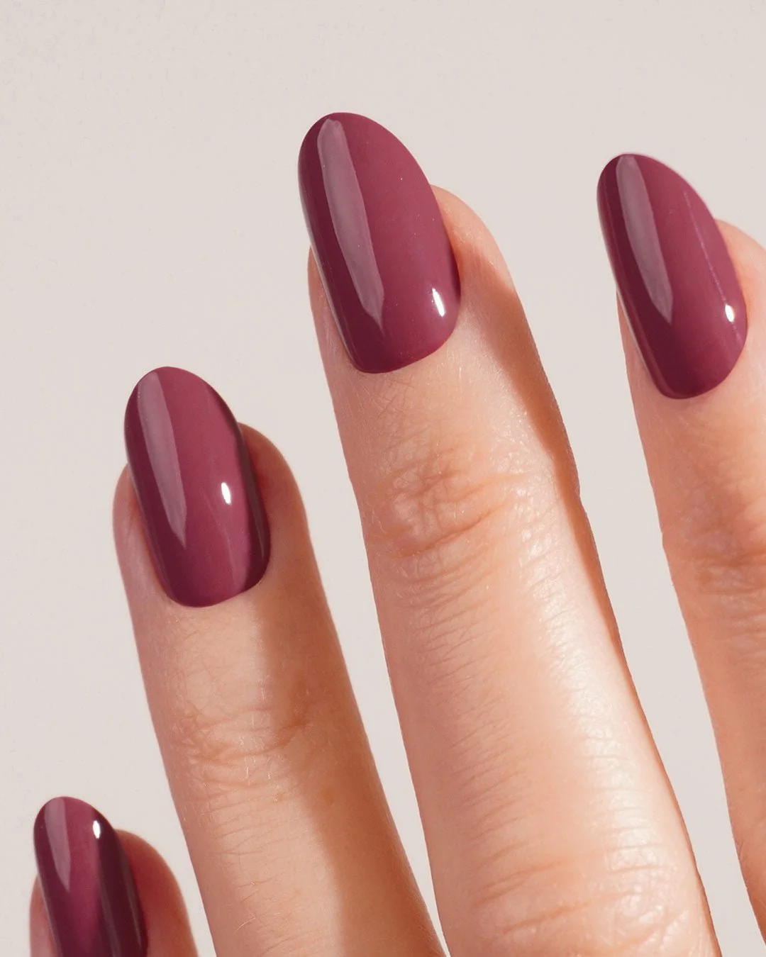 Bubblegum Medium Round Soft Gel Press Ons - Image 2