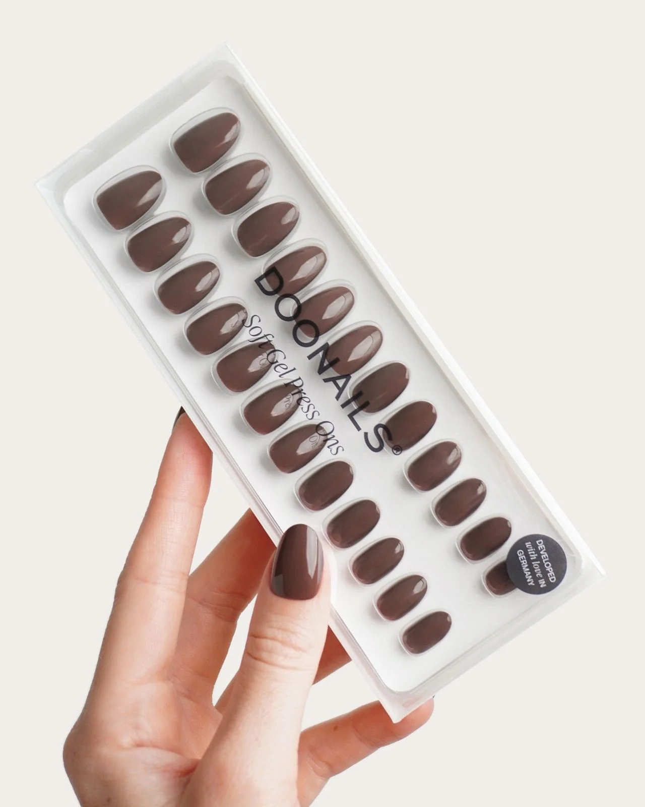 Cafe Noir Short Round Soft Gel Press Ons - Image 3