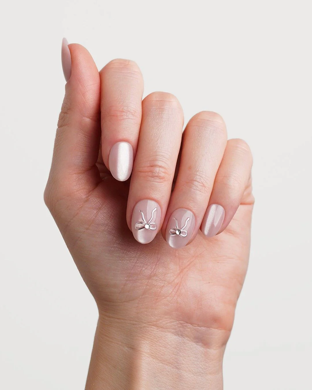 First Date Short Round Soft Gel Press Ons - Image 4