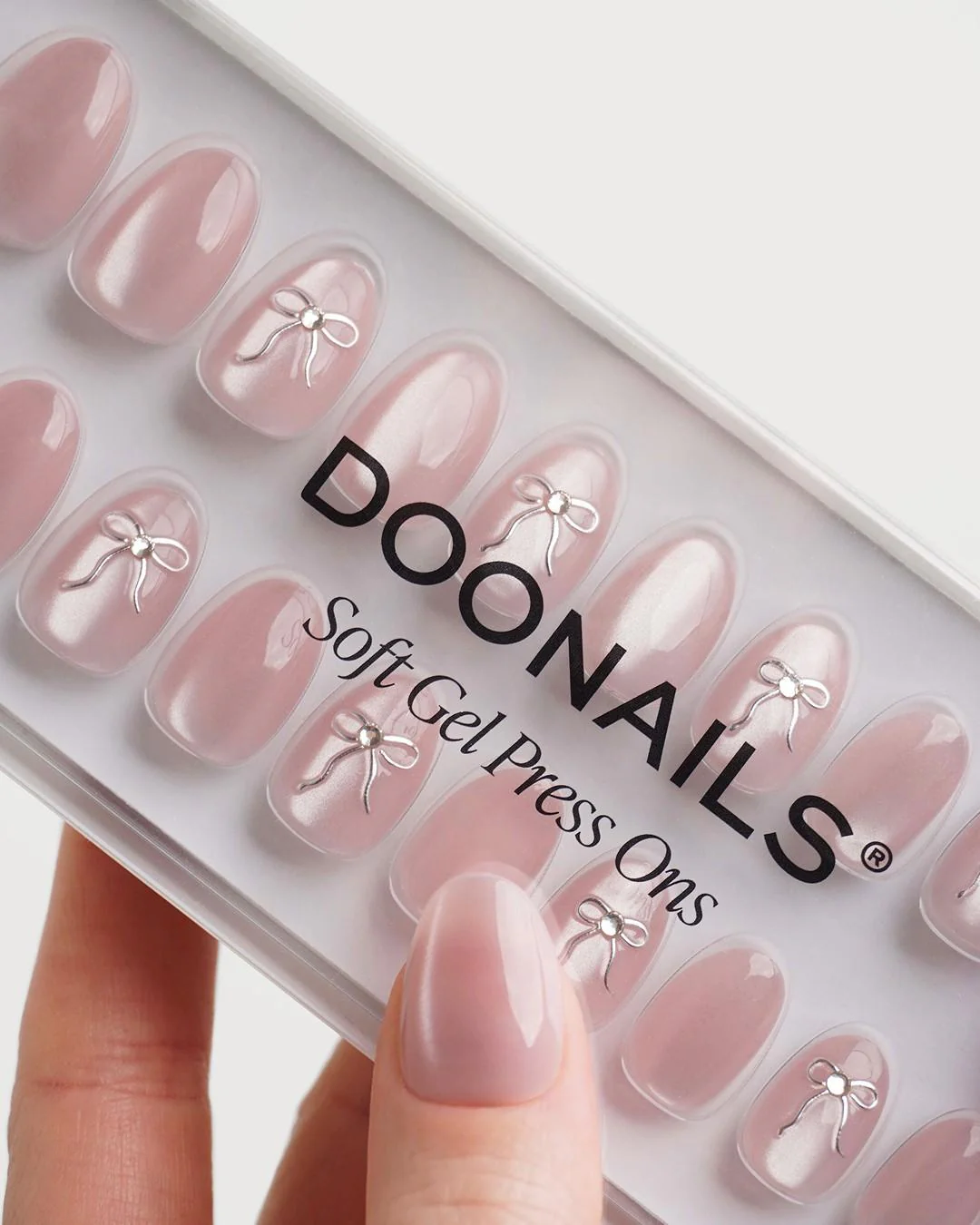 First Date Short Round Soft Gel Press Ons - Image 5