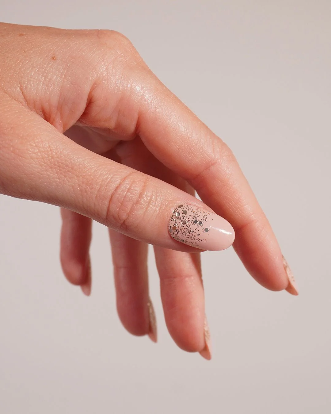 Gold Glitter Ombre Gel Strips - Image 3