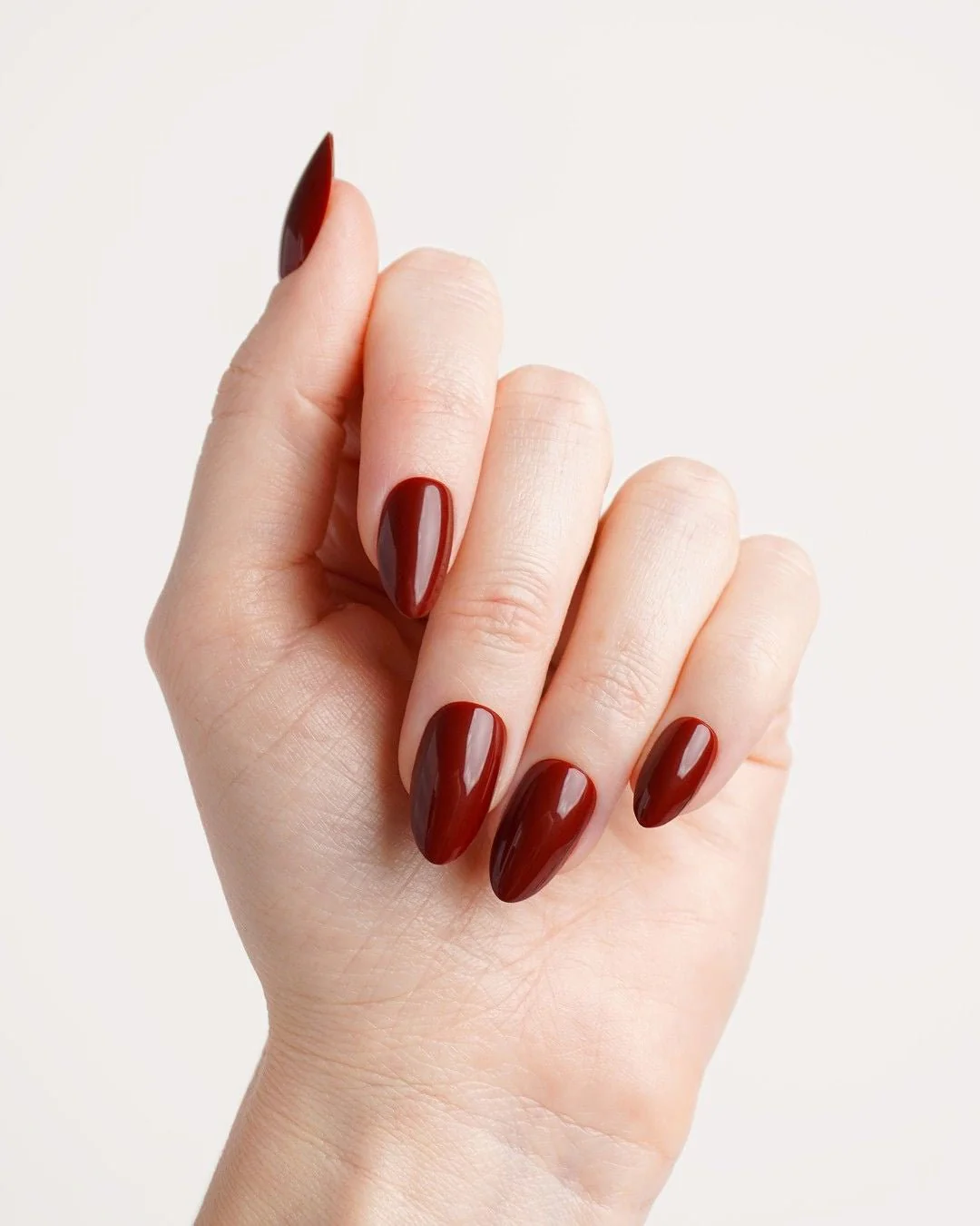Love Paris Short Almond Soft Gel Press Ons - Image 3