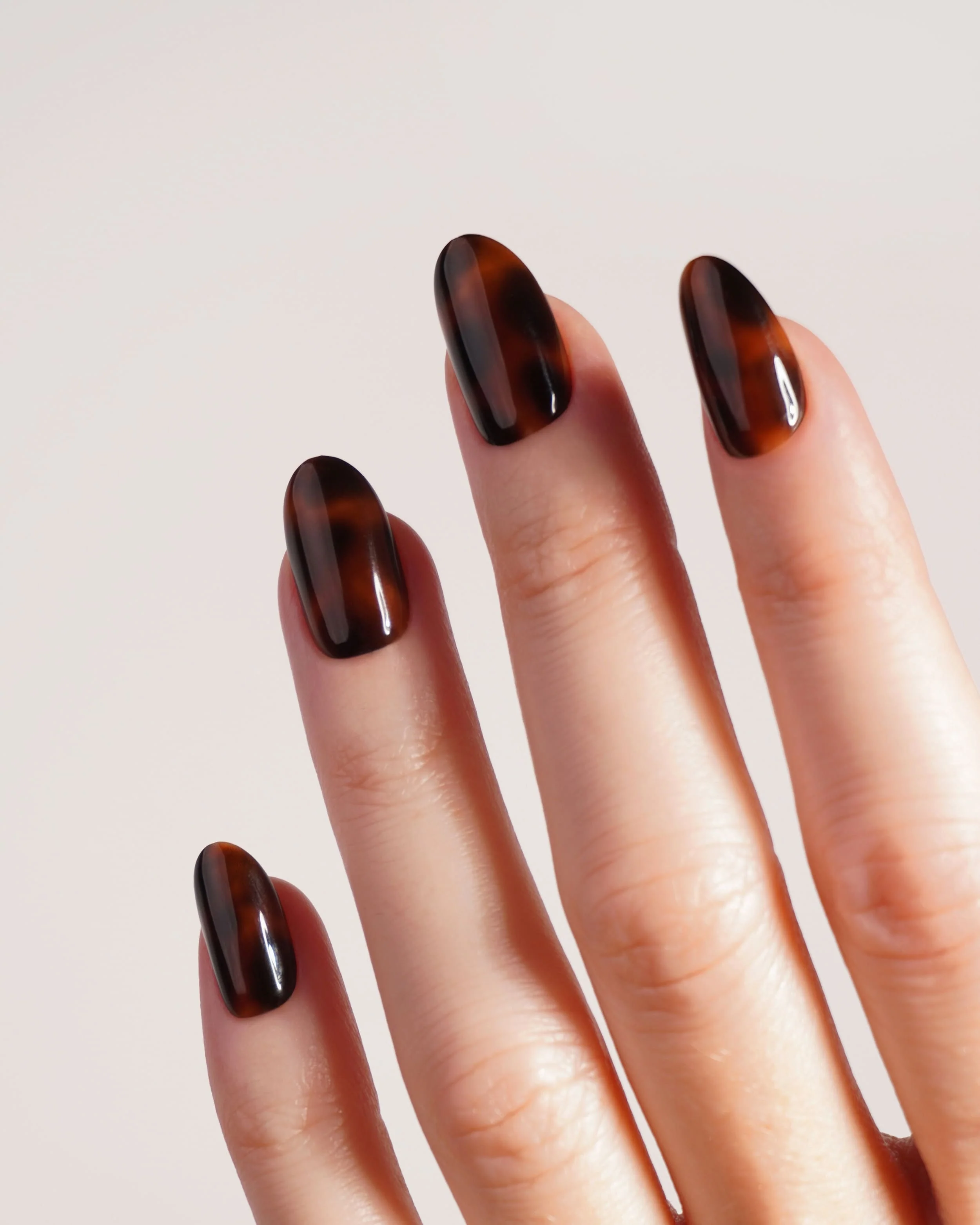 Mosaic Amber Medium Round Soft Gel Press Ons - Image 2